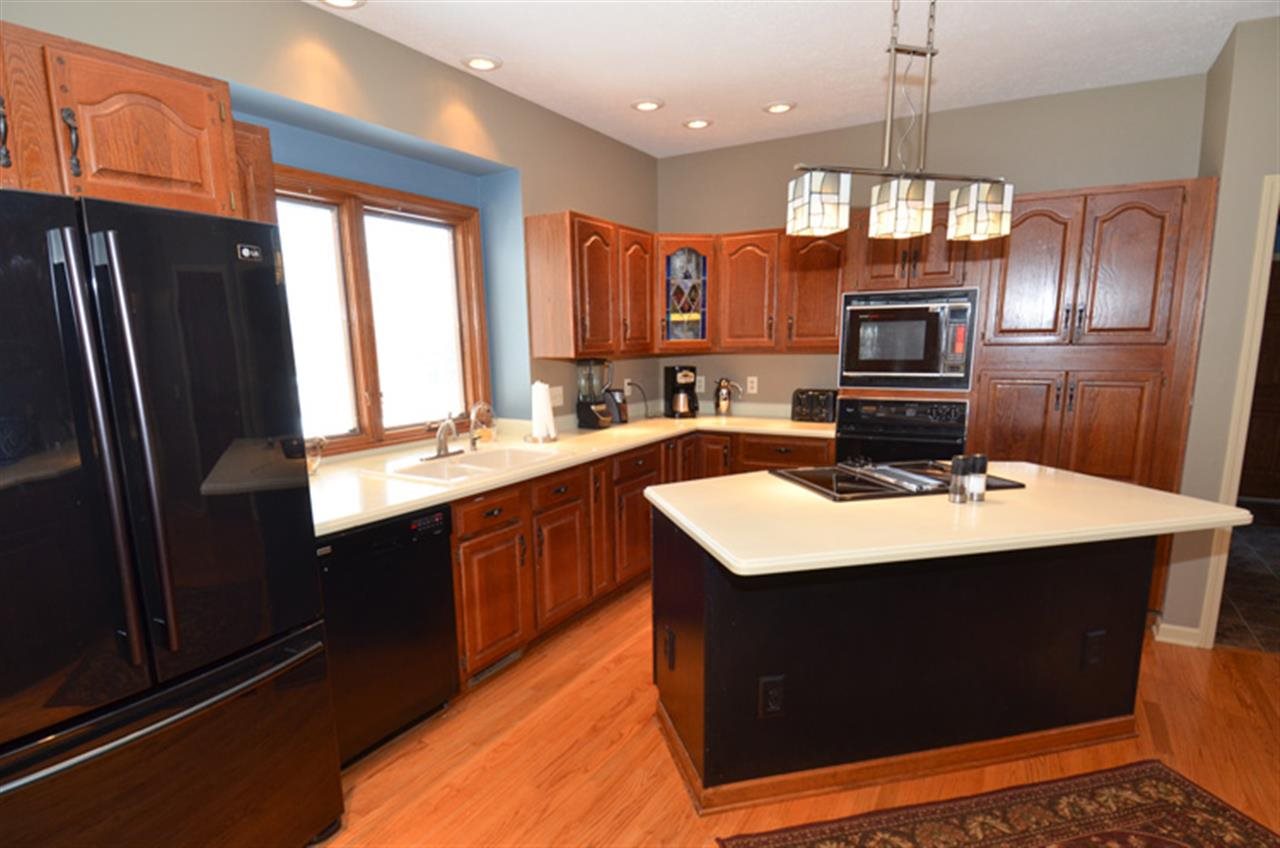 15545 Spring Ct, Granger, IN 46530 photo 7