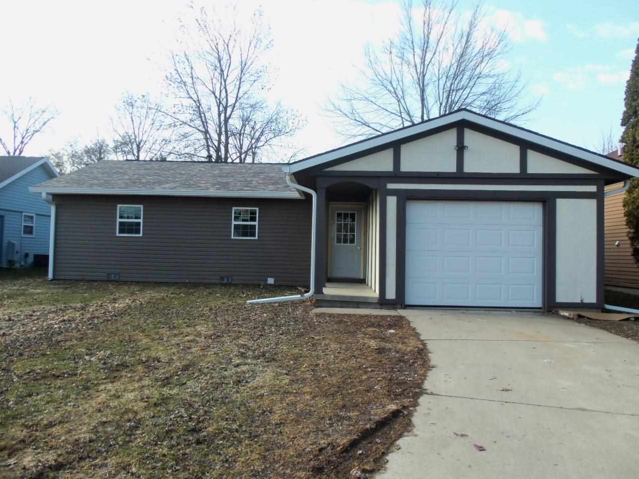 1901 Woodbridge Cir, Kokomo, IN 46901 photo 1