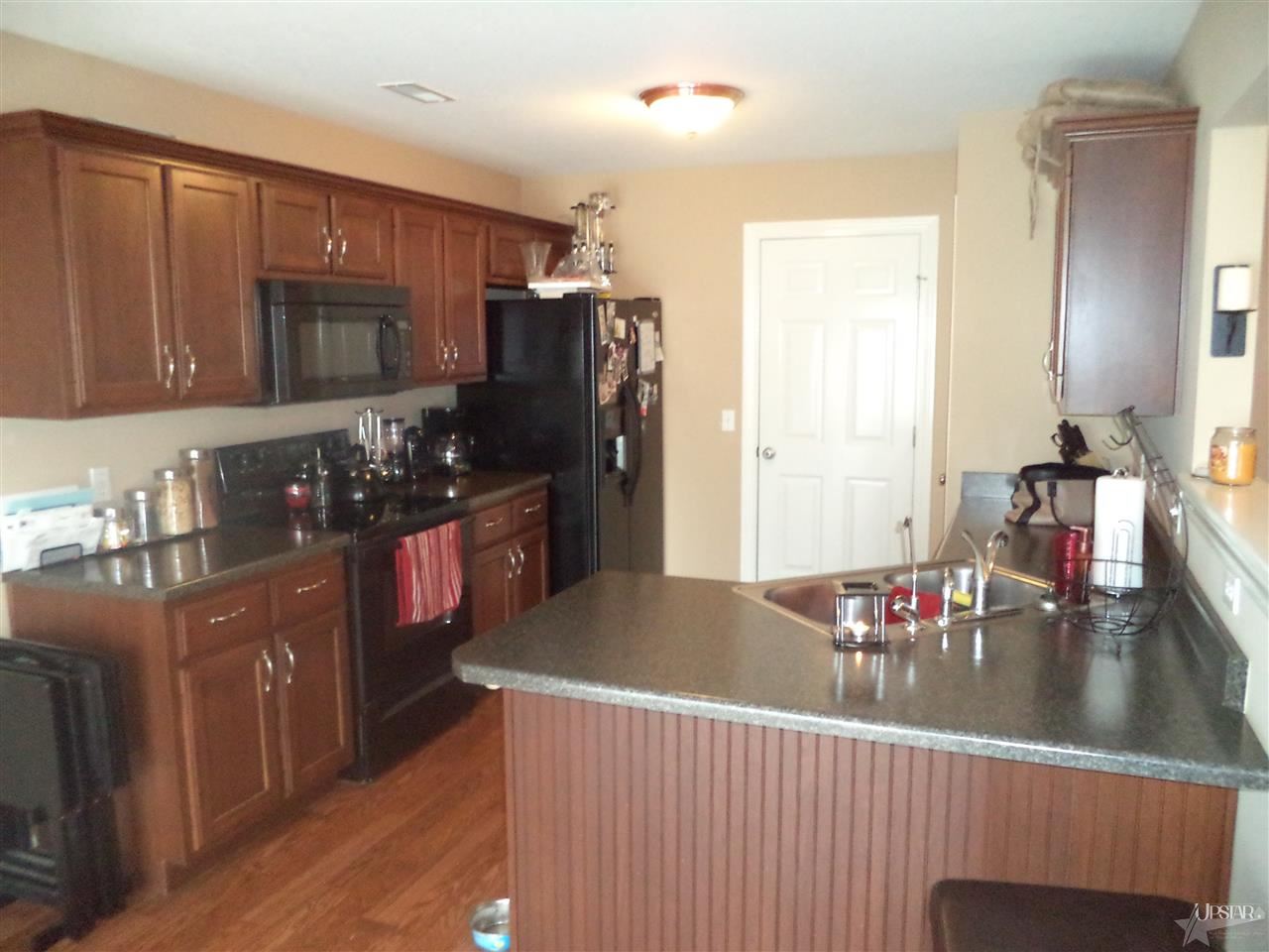 15289 Bears Breech Ct, Huntertown, IN 46748 photo 4