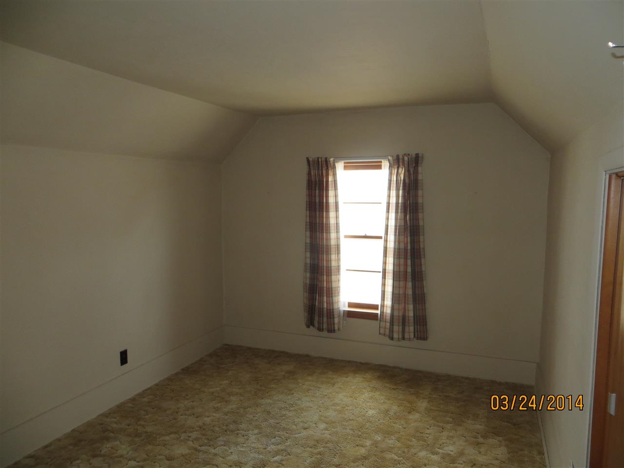 304 N Independence, Windfall, IN 46076 photo 10