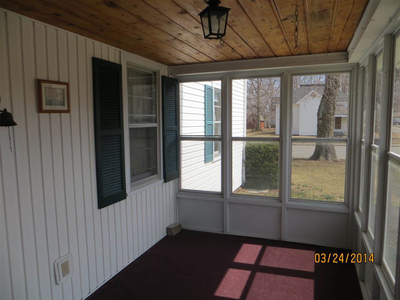304 N Independence, Windfall, IN 46076 photo 3