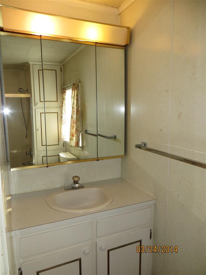 304 N Independence, Windfall, IN 46076 photo 13