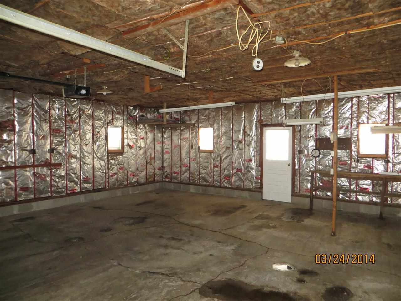 304 N Independence, Windfall, IN 46076 photo 16