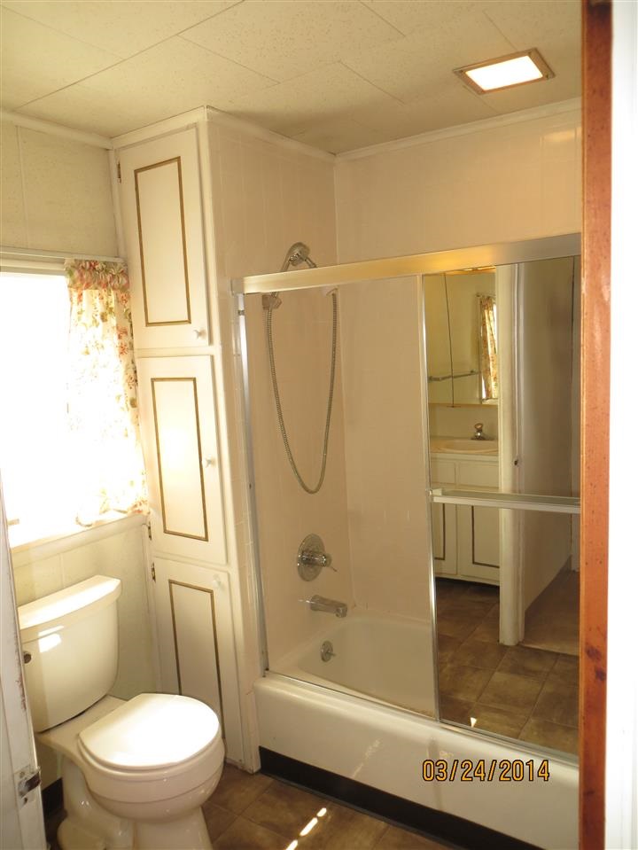 304 N Independence, Windfall, IN 46076 photo 12