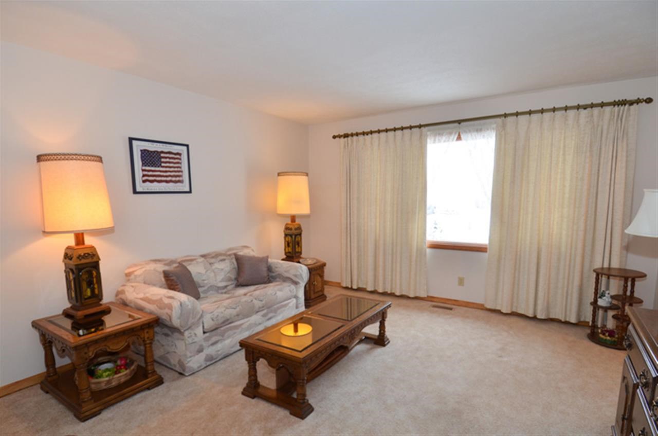 1420 Matthews Ln, South Bend, IN 46614 photo 7