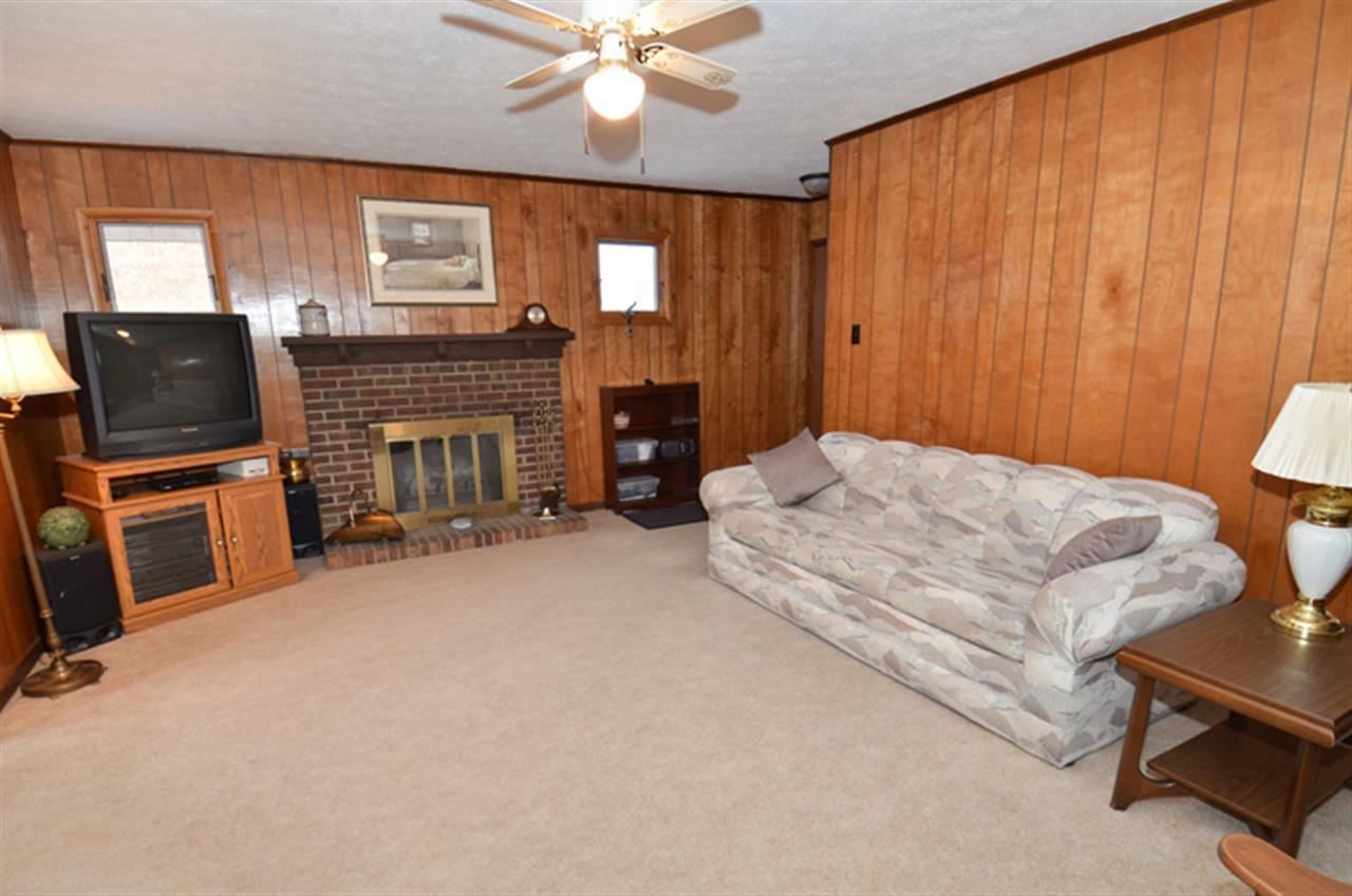 1420 Matthews Ln, South Bend, IN 46614 photo 4