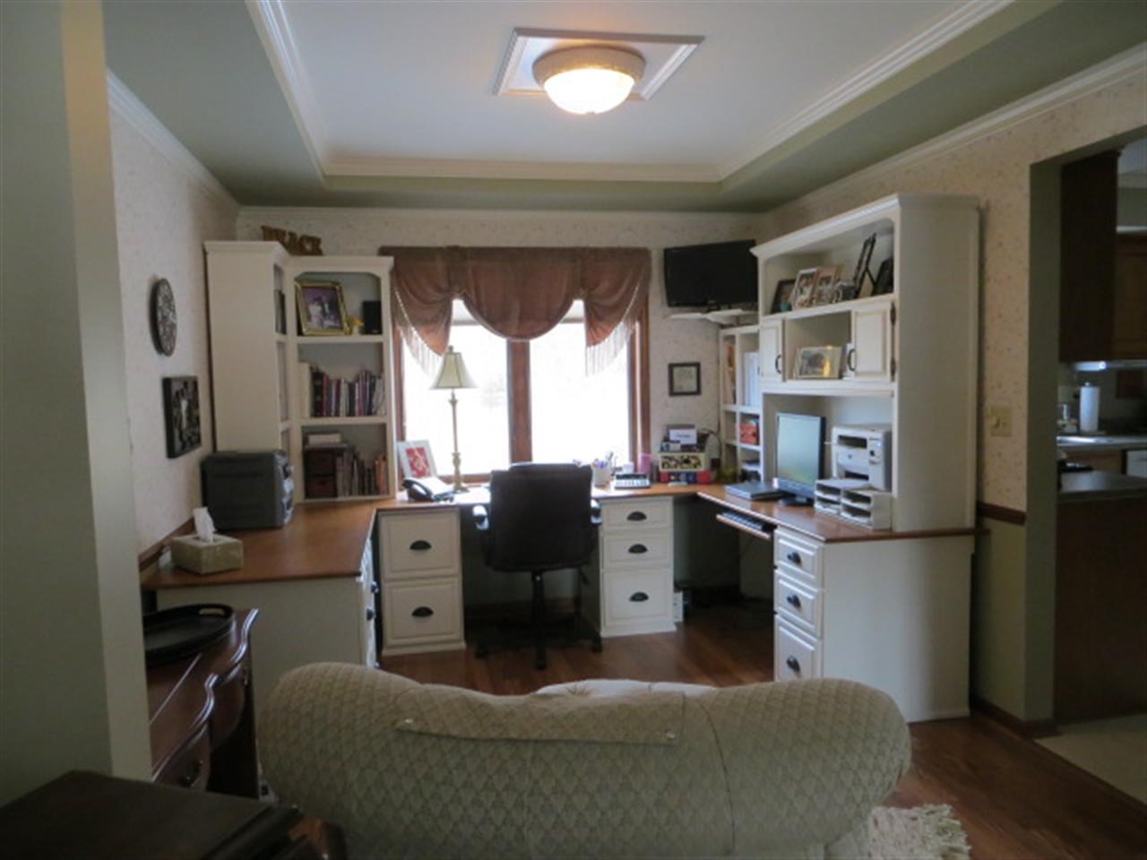 504 Henry Ct, Kendallville, IN 46755 photo 24