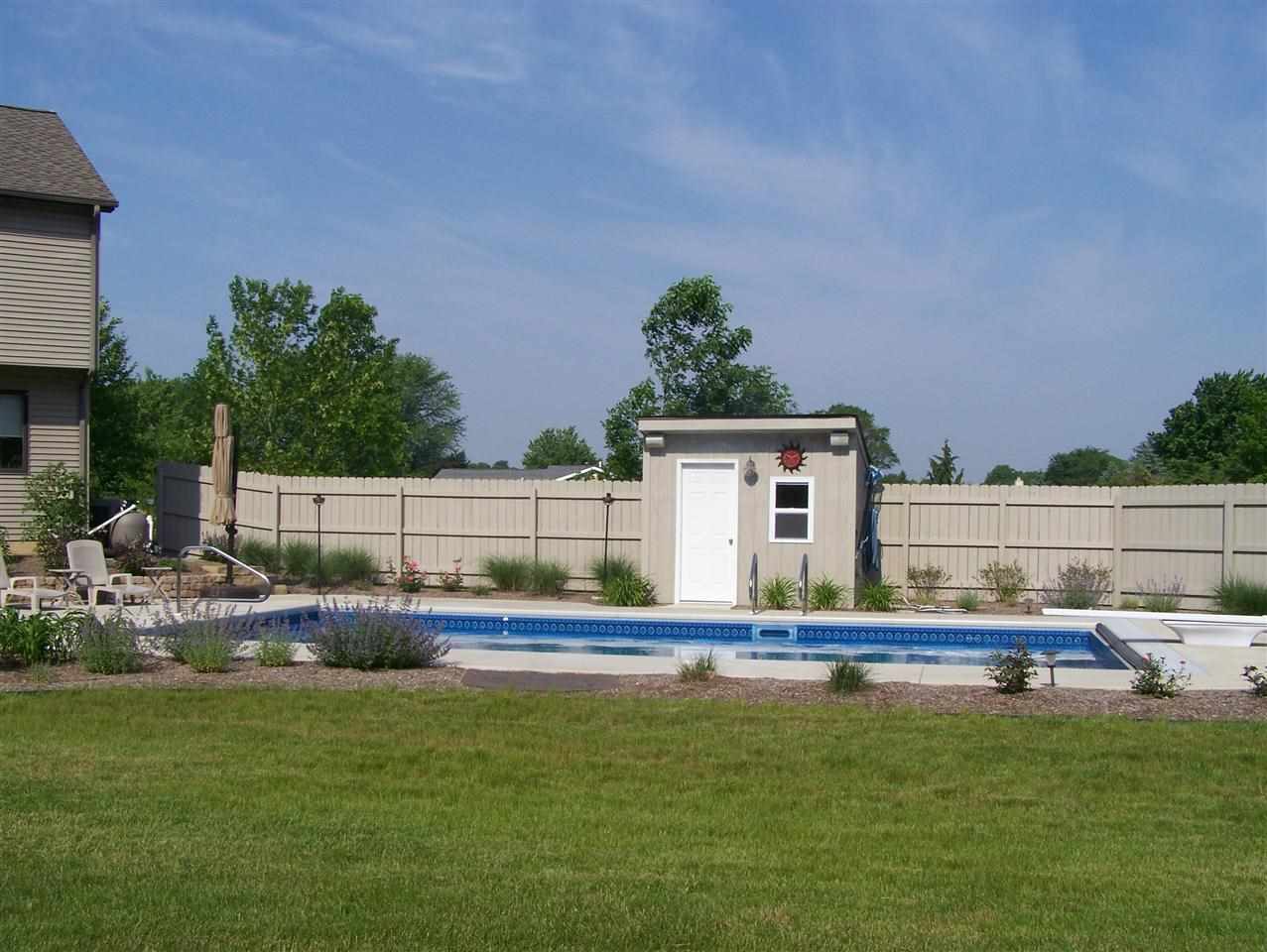 504 Henry Ct, Kendallville, IN 46755 photo 29
