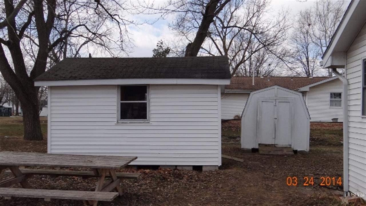 302 Gateway Ave, Churubusco, IN 46723 photo 17