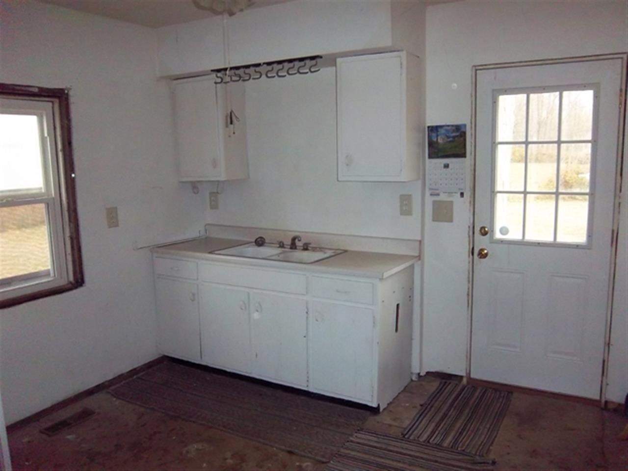 2224 Van Bibber Ave, Evansville, IN 47714 photo 3