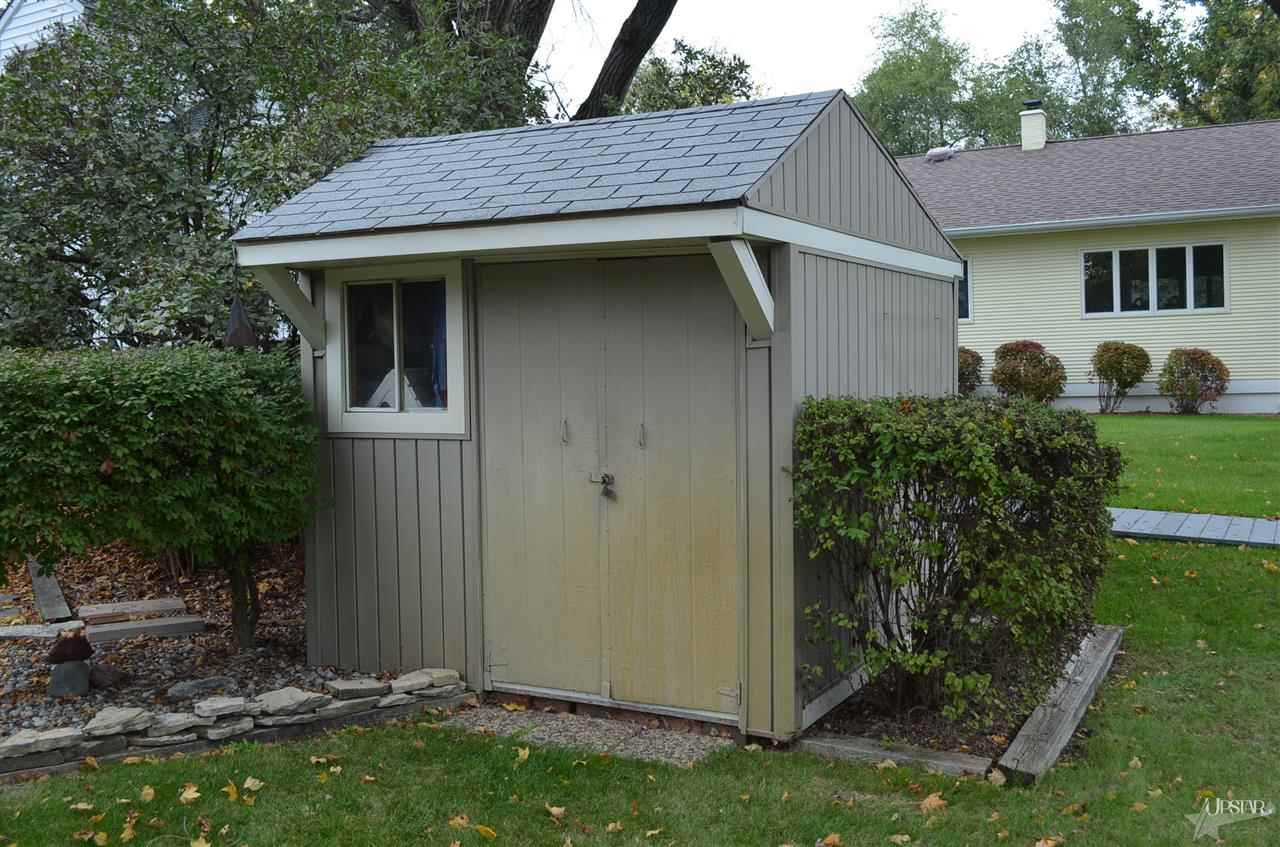 10469 N Grand Blvd, Syracuse, IN 46567 photo 11