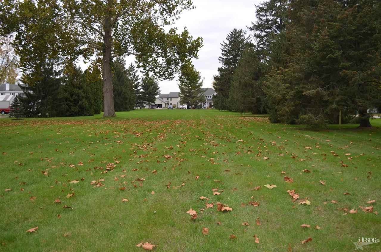 10469 N Grand Blvd, Syracuse, IN 46567 photo 14