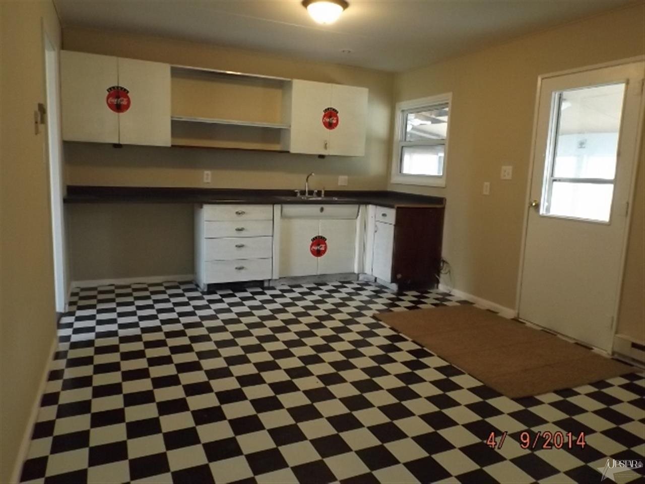 2221 W Wallen Rd, Fort Wayne, IN 46818 photo 2