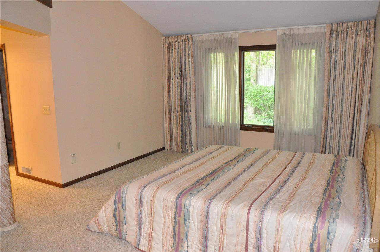 6936 Palladio Sq, Fort Wayne, IN 46804 photo 18