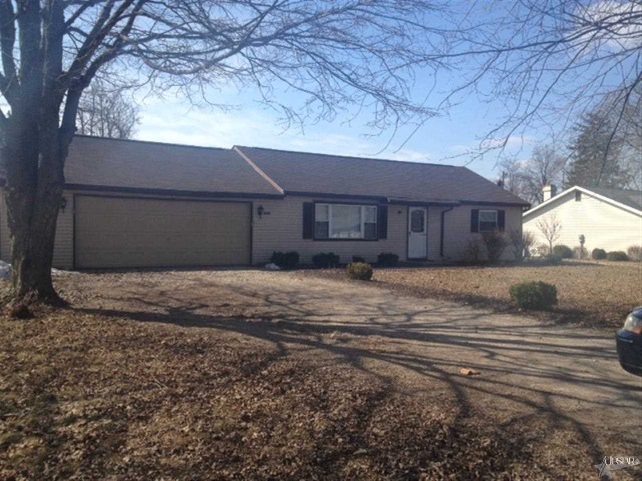 17336 Mayhurst Dr, Harlan, IN 46743 photo 1