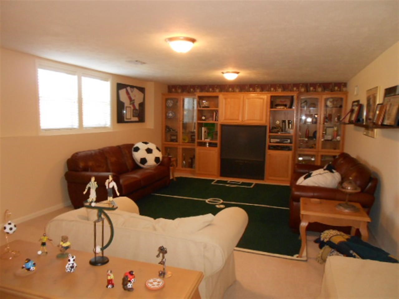 15026 Stransbury Ct, Granger, IN 46530 photo 22