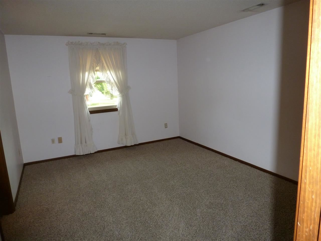 5732 Lancashire Ct, Fort Wayne, IN 46825 photo 19