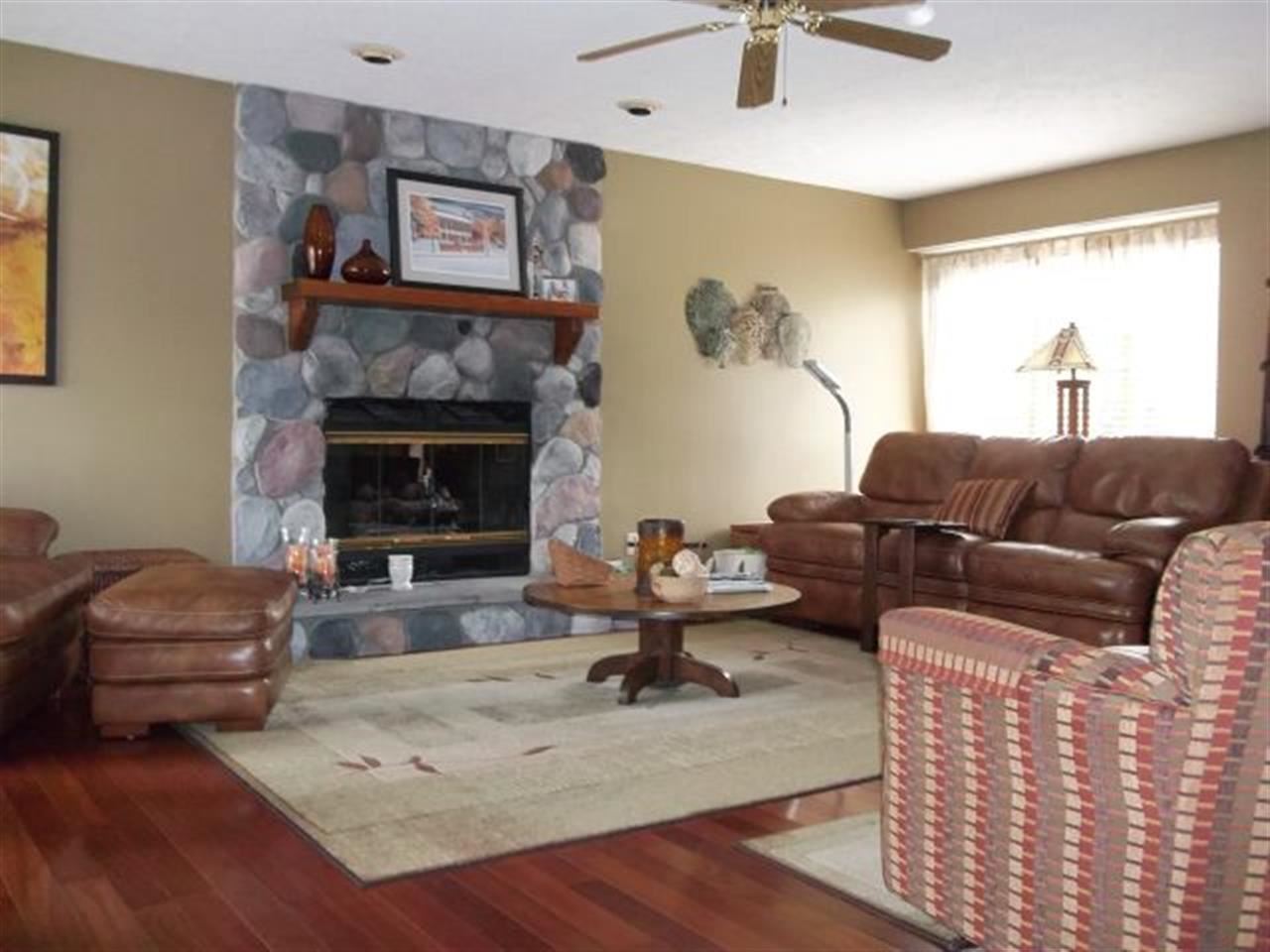 23170 Karington Ct, Elkhart, IN 46516 photo 8
