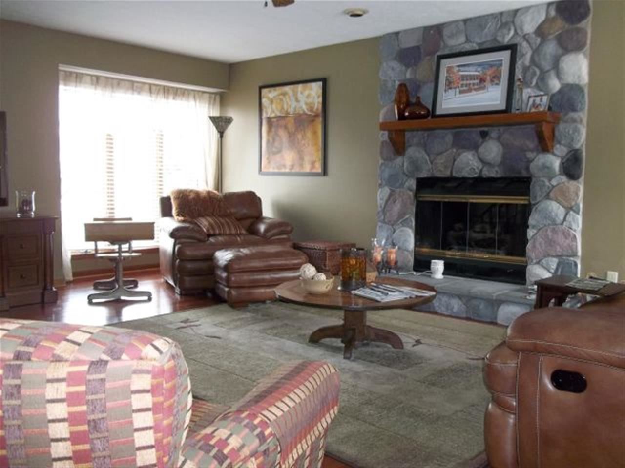 23170 Karington Ct, Elkhart, IN 46516 photo 7