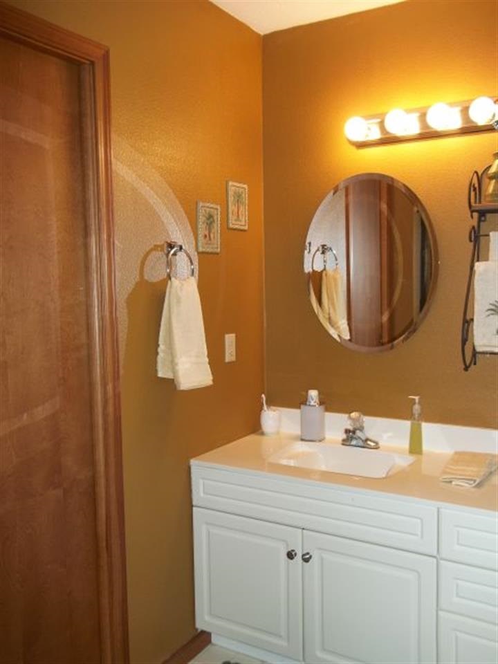 23170 Karington Ct, Elkhart, IN 46516 photo 19