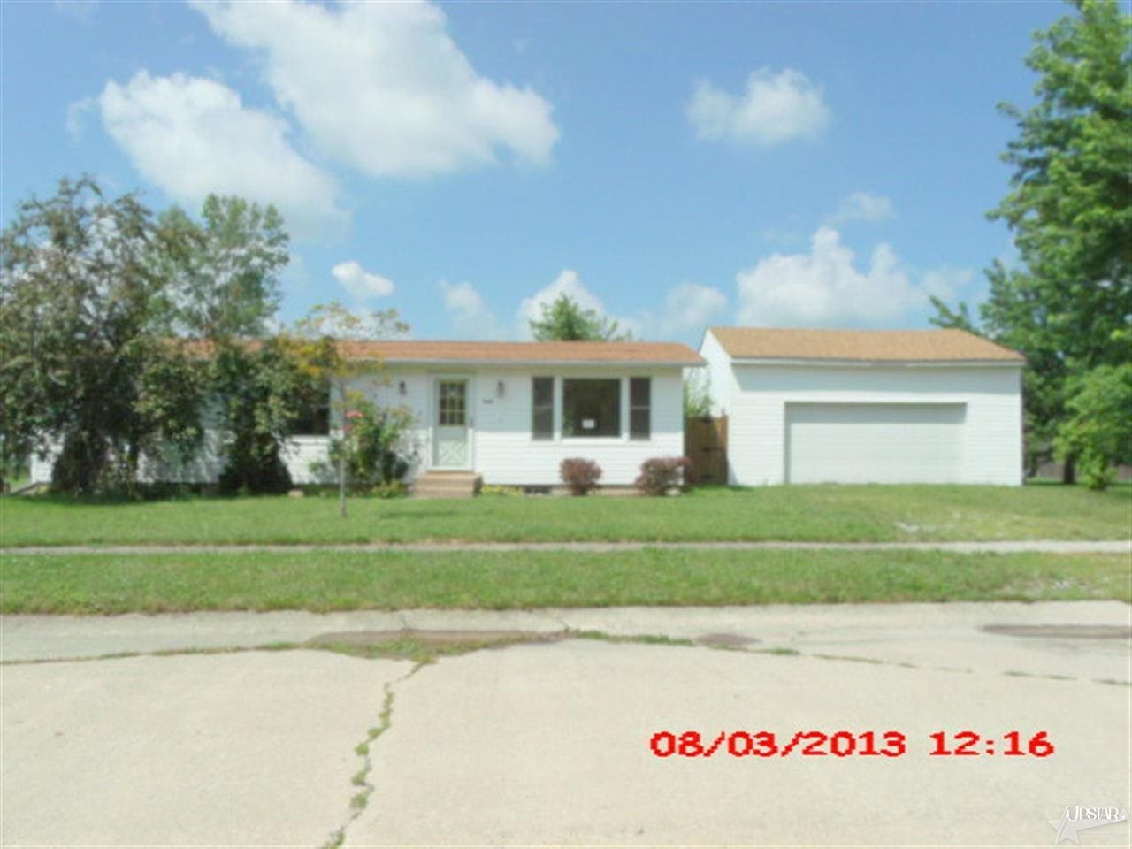 4315 Woodpark Ct, Woodburn, IN 46797 photo 1