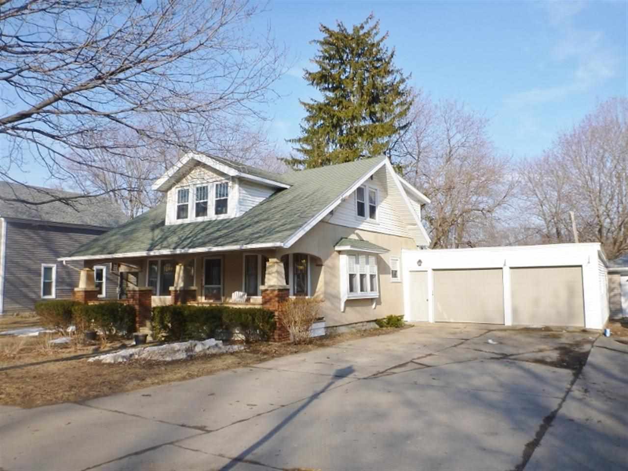 312 S Main St, Middlebury, IN 46540 photo 1