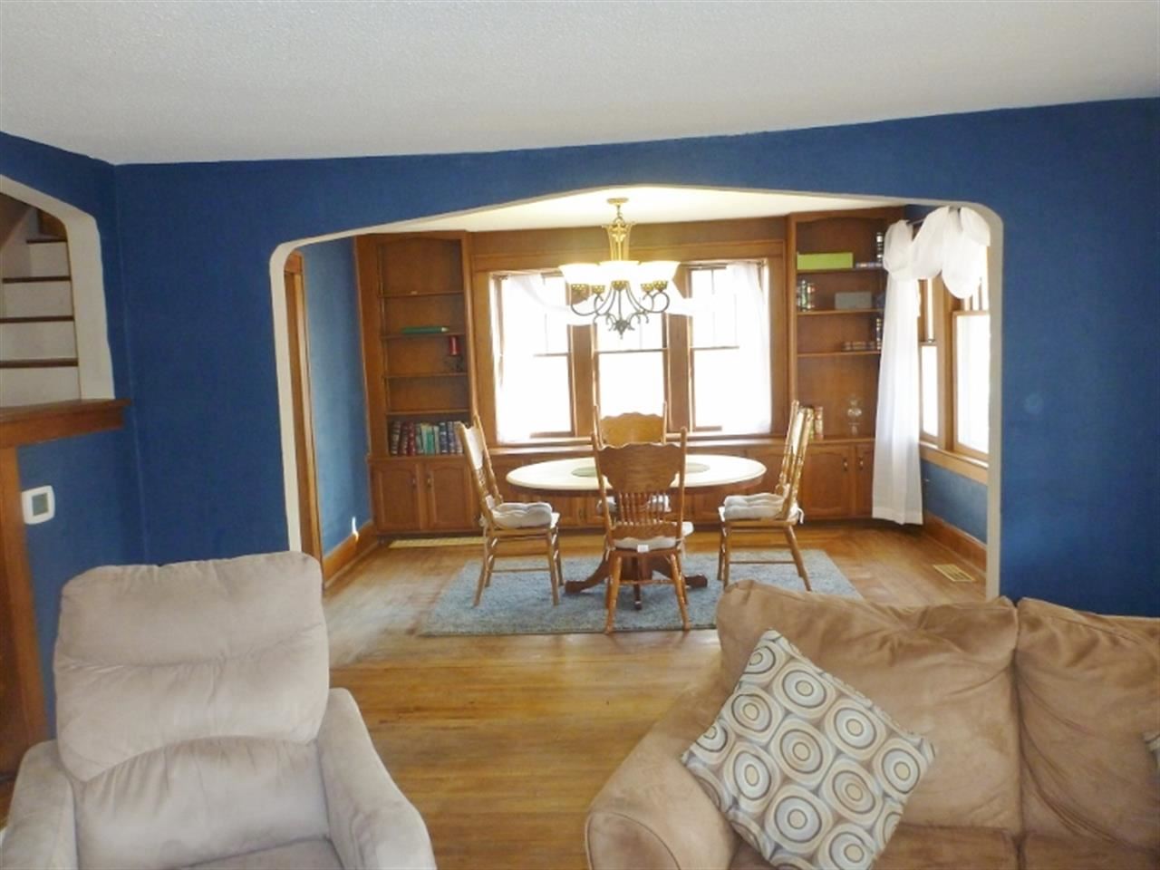 312 S Main St, Middlebury, IN 46540 photo 8