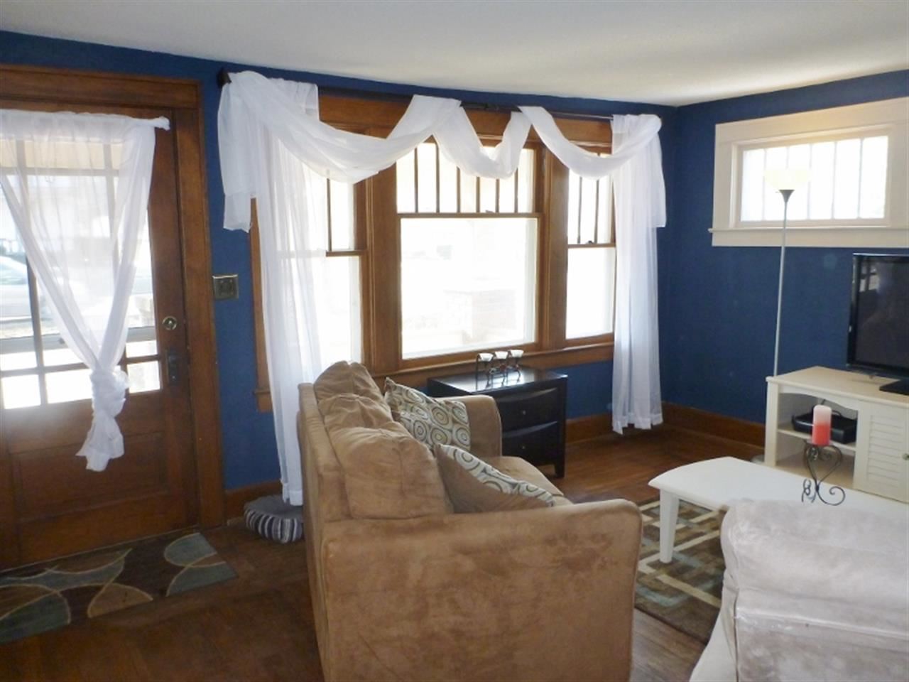 312 S Main St, Middlebury, IN 46540 photo 5