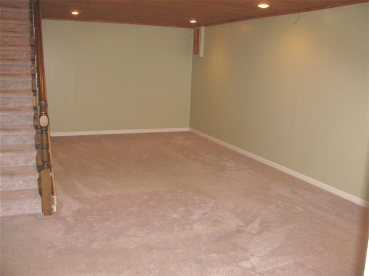 429 Roosevelt Dr, Mount Vernon, IN 47620 photo 12
