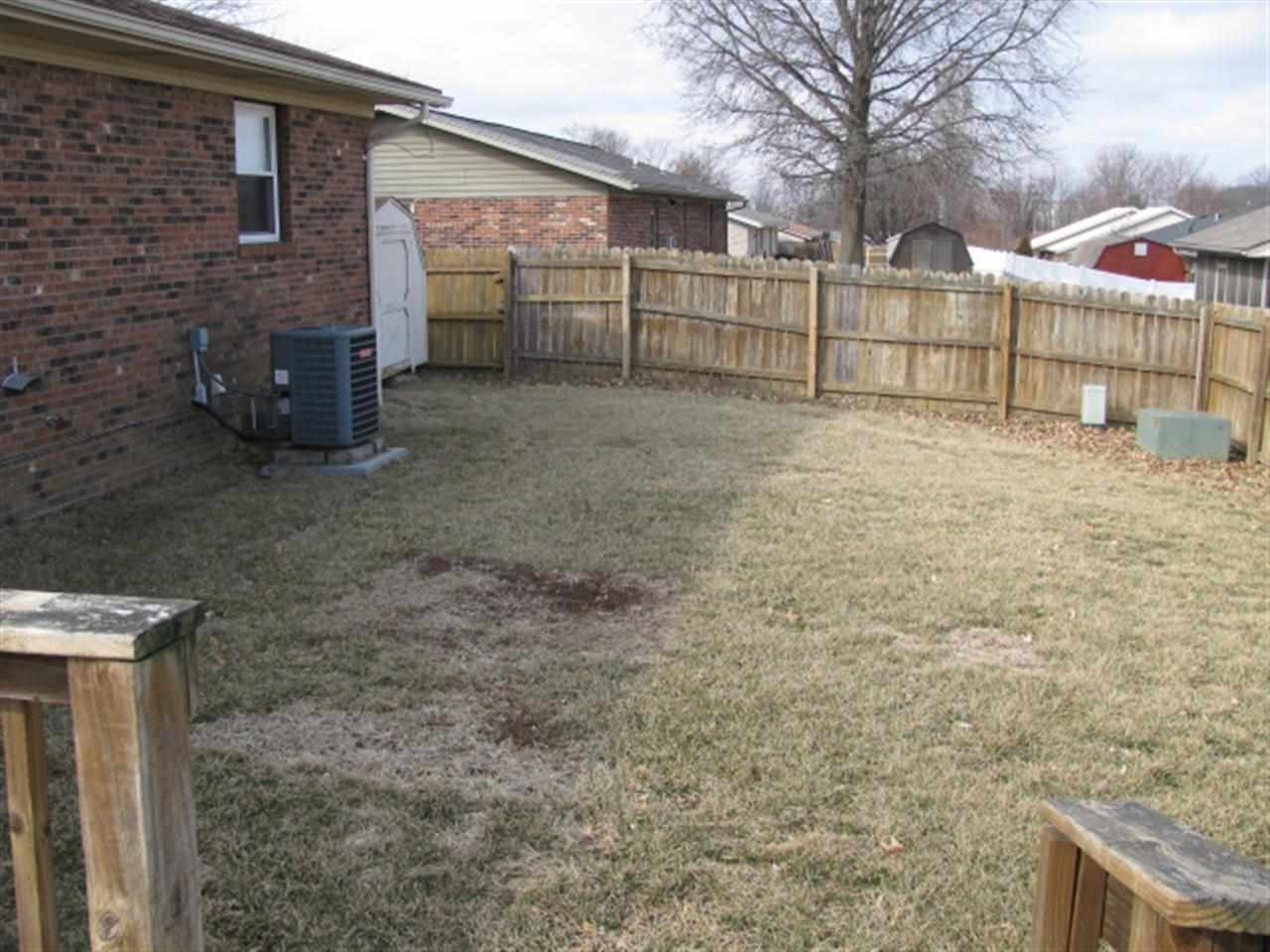 429 Roosevelt Dr, Mount Vernon, IN 47620 photo 18
