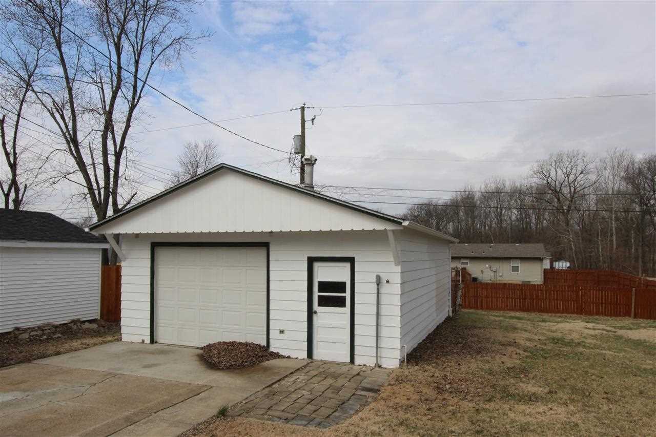 5834 N Kerth Ave, Evansville, IN 47711 photo 11