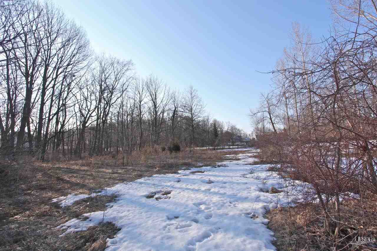 1105 W Till Rd, Fort Wayne, IN 46825 photo 14