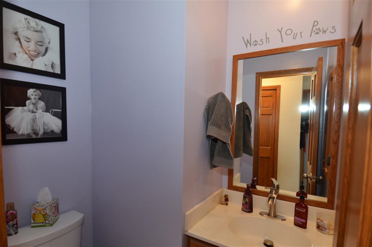 18354 Balston Cir, South Bend, IN 46637 photo 16