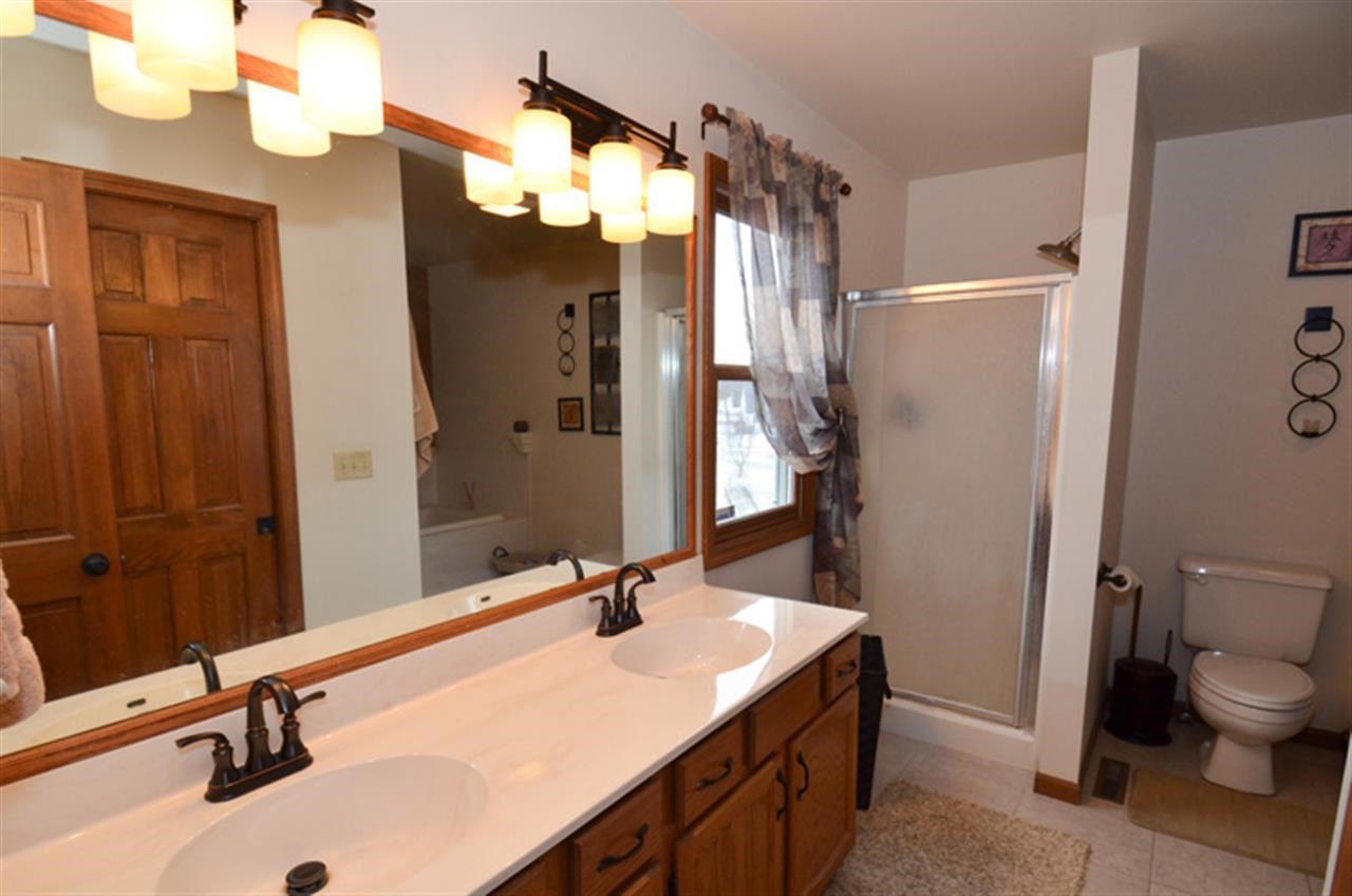18354 Balston Cir, South Bend, IN 46637 photo 12