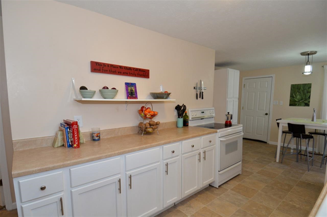 23781 Keller Rd, South Bend, IN 46628 photo 9