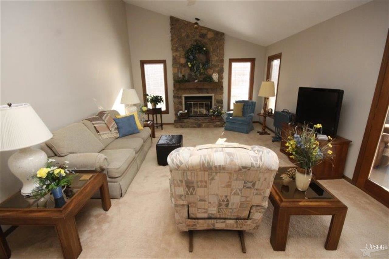 8731 Goldspur Dr S, Fort Wayne, IN 46804 photo 5