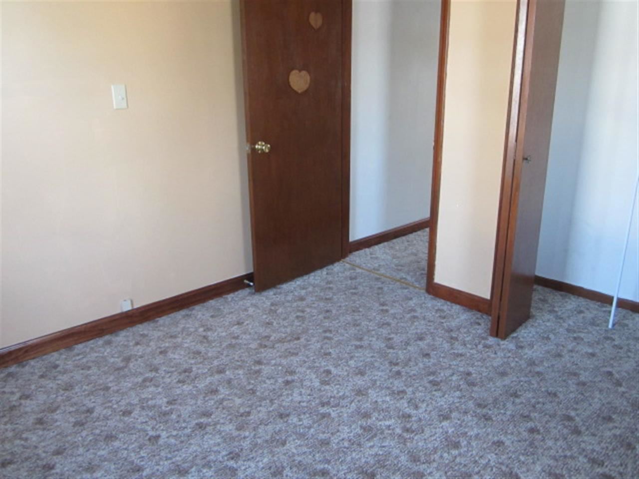 815 S 14th St, Goshen, IN 46526 photo 8