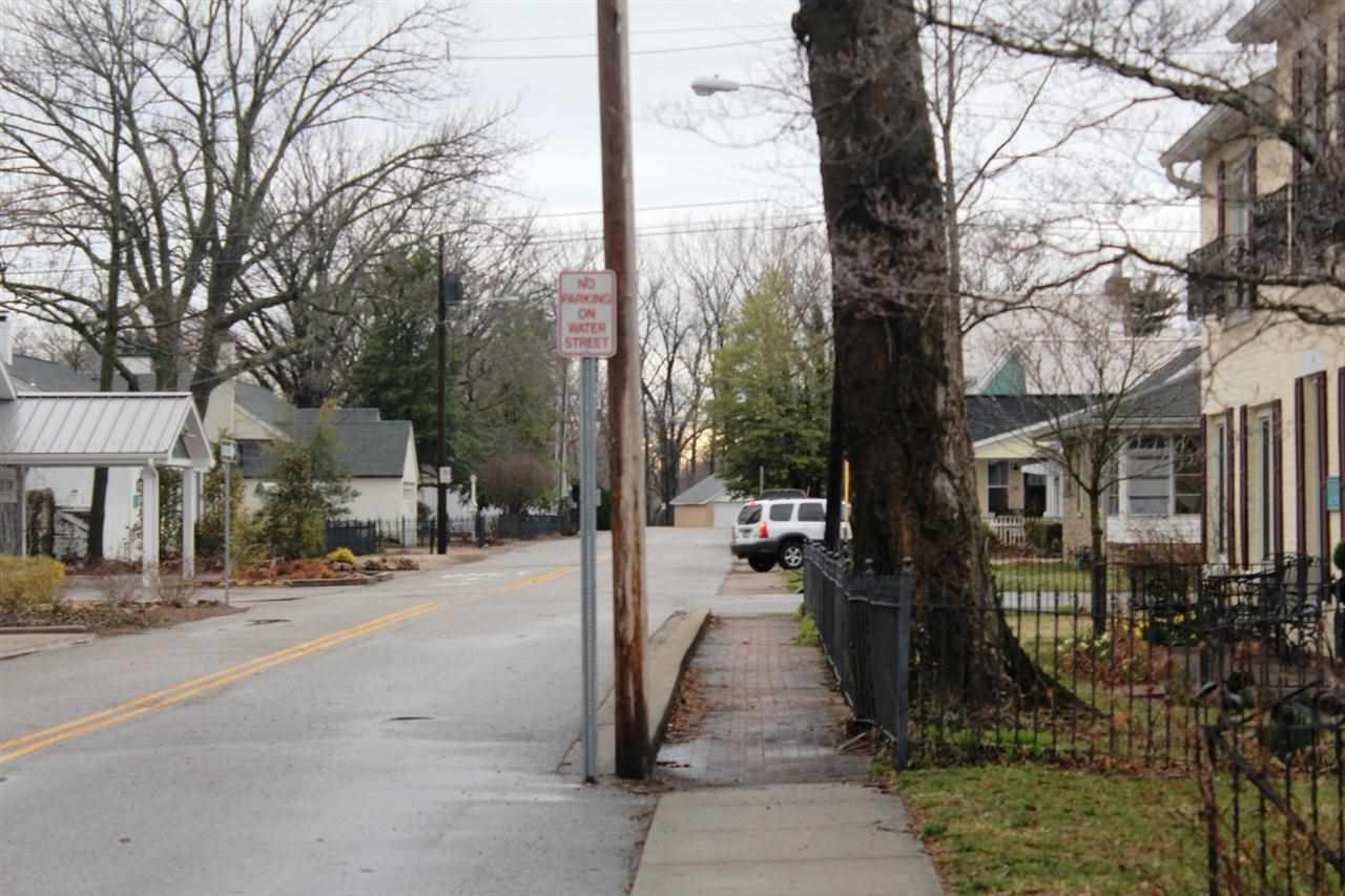 418 W Water St, Newburgh, IN 47630 photo 16