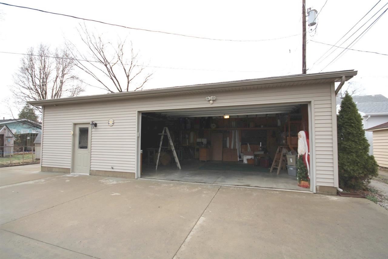 418 W Water St, Newburgh, IN 47630 photo 13
