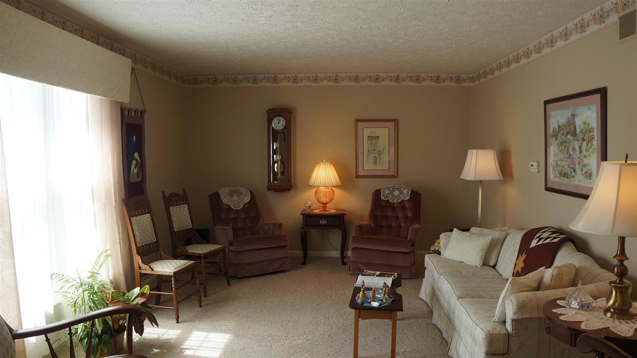 8224 Woodbriar Dr, Evansville, IN 47715 photo 5
