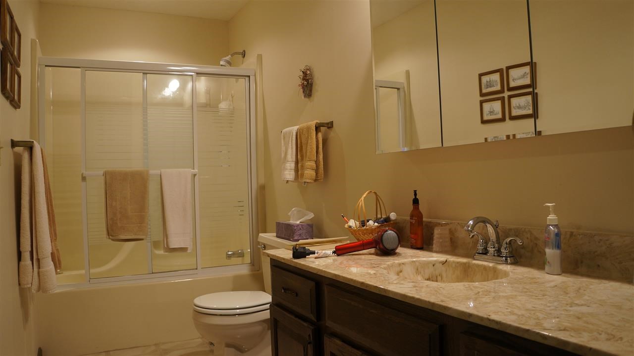 8224 Woodbriar Dr, Evansville, IN 47715 photo 14