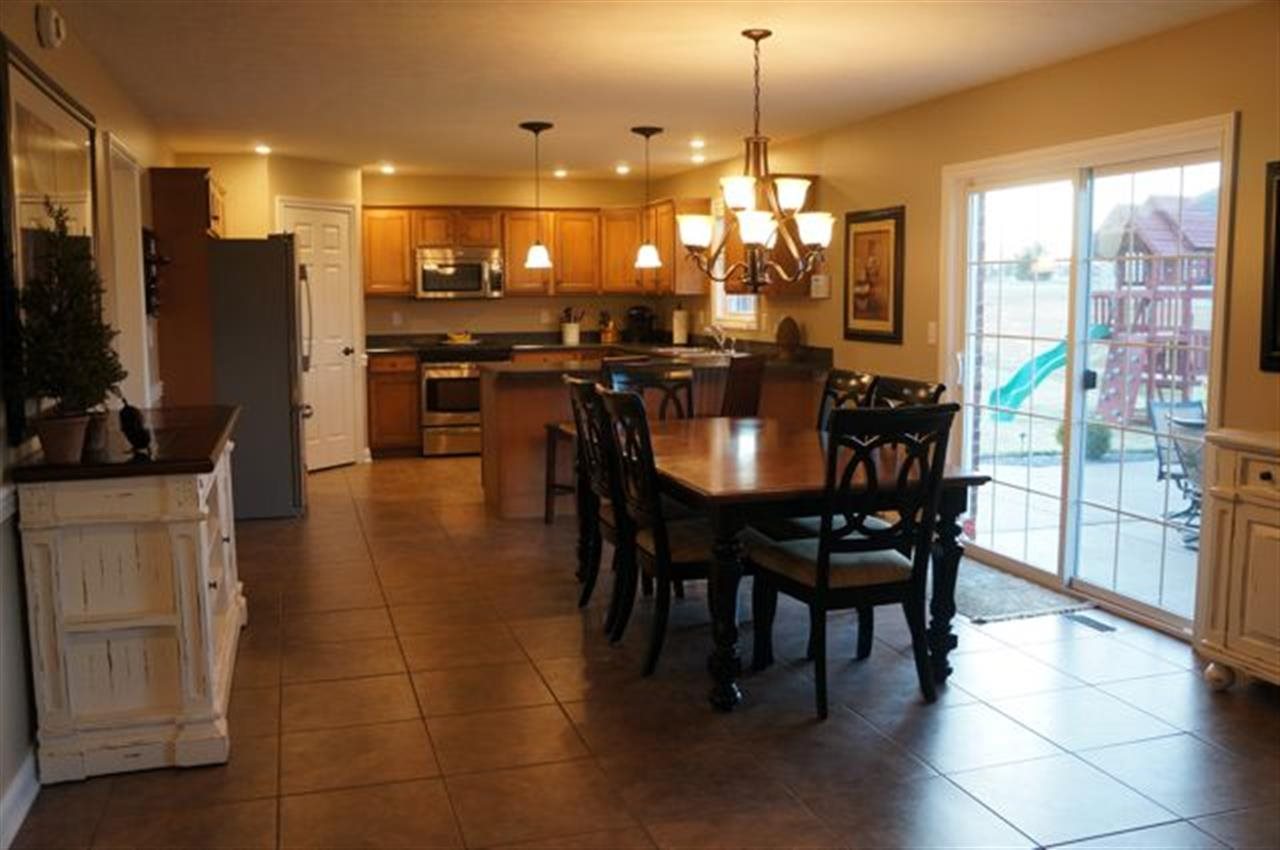 7730 Lanyard Dr, Evansville, IN 47715 photo 3