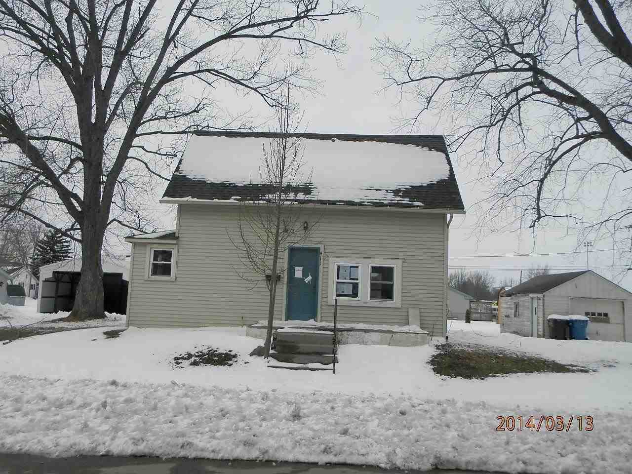 411 E Green St, Butler, IN 46721 photo 1