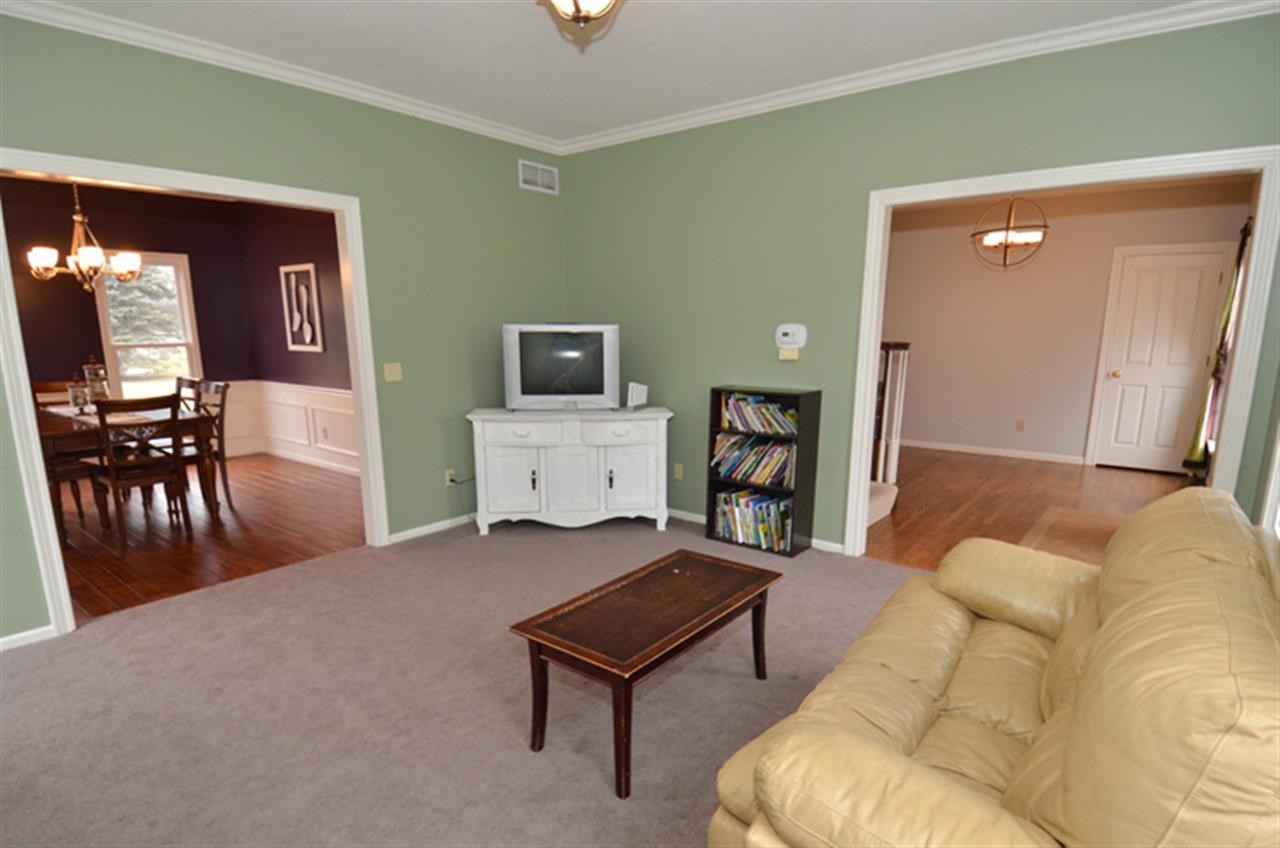 16263 Branchwood Ln, Granger, IN 46530 photo 8