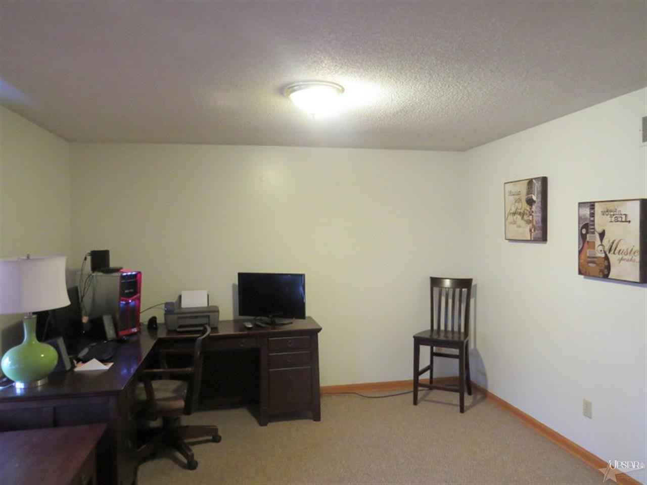 115 Ridgeview Pl, Bluffton, IN 46714 photo 3