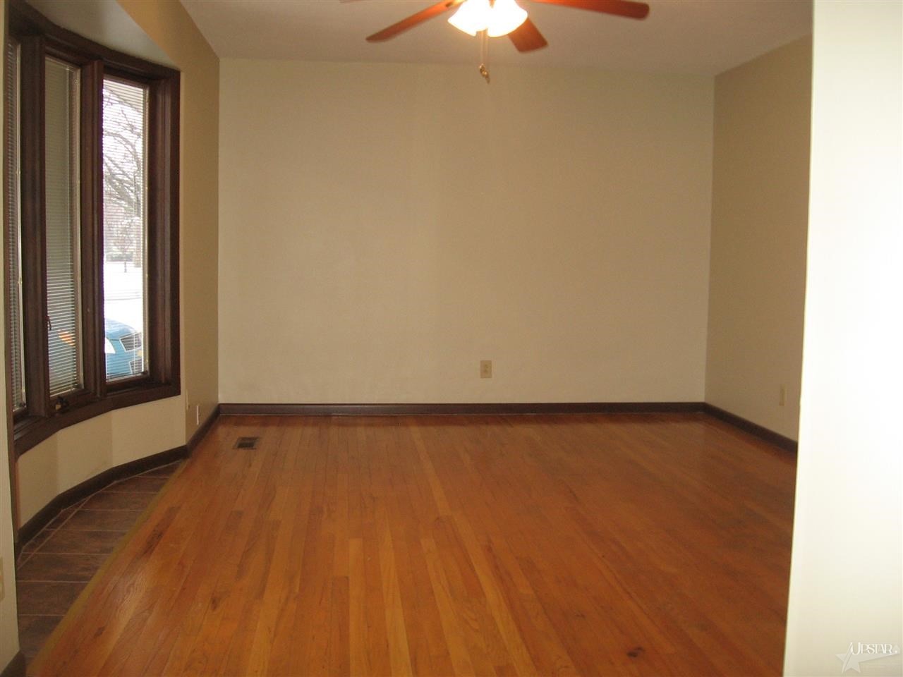 1395 W Westgate Ave, Columbia City, IN 46725 photo 3