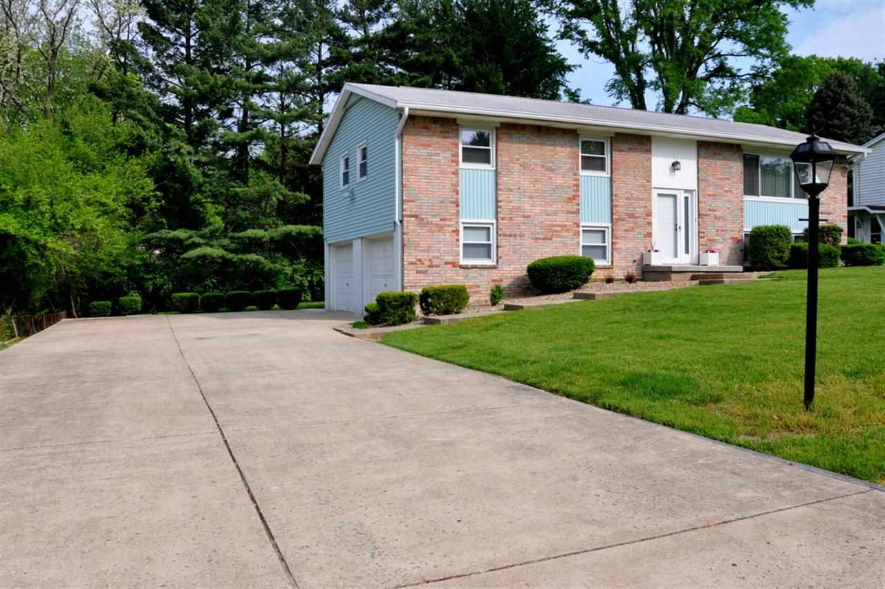 4225 E Stephens Dr, Bloomington, IN 47408 photo 3