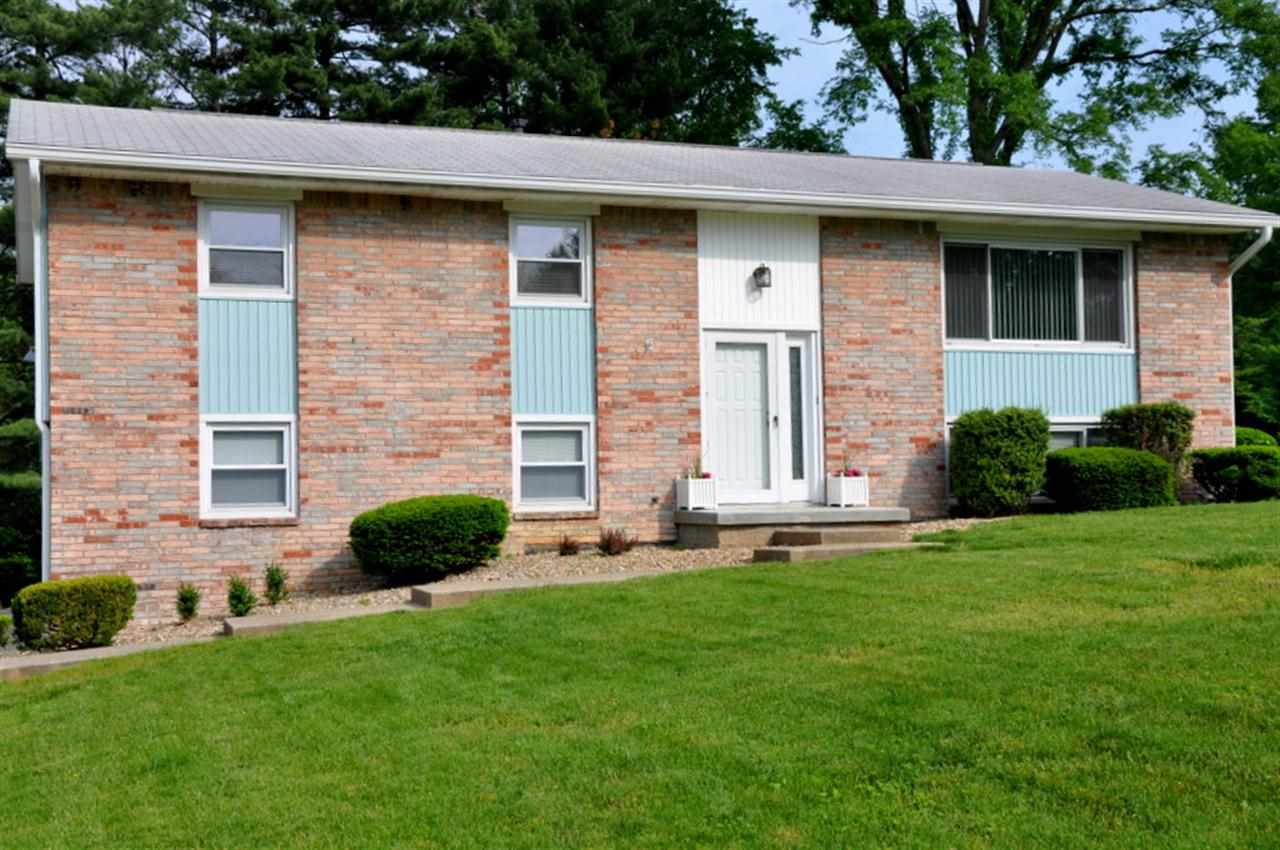 4225 E Stephens Dr, Bloomington, IN 47408 photo 1