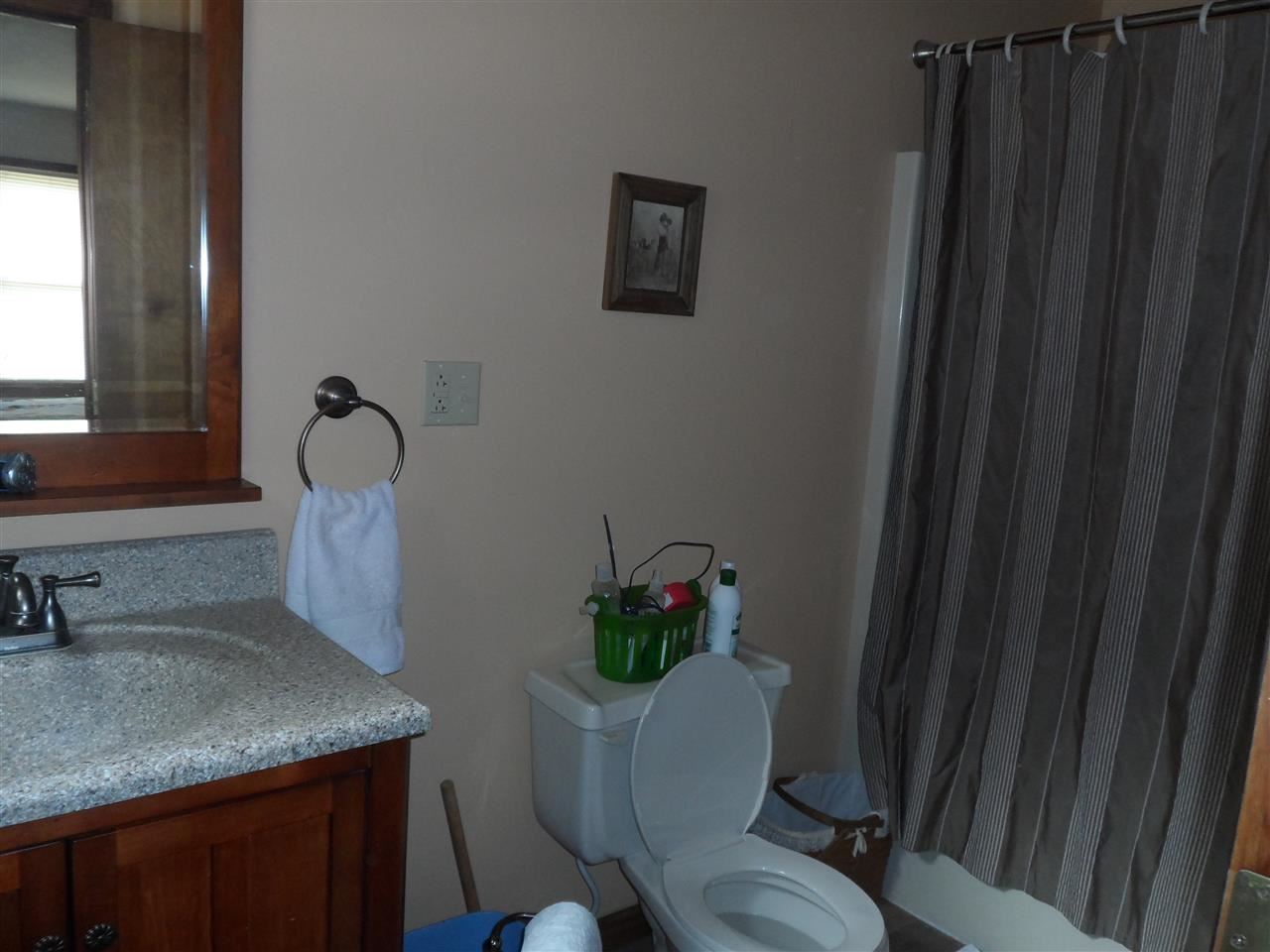 8 Douglas Dr, Washington, IN 47501 photo 11