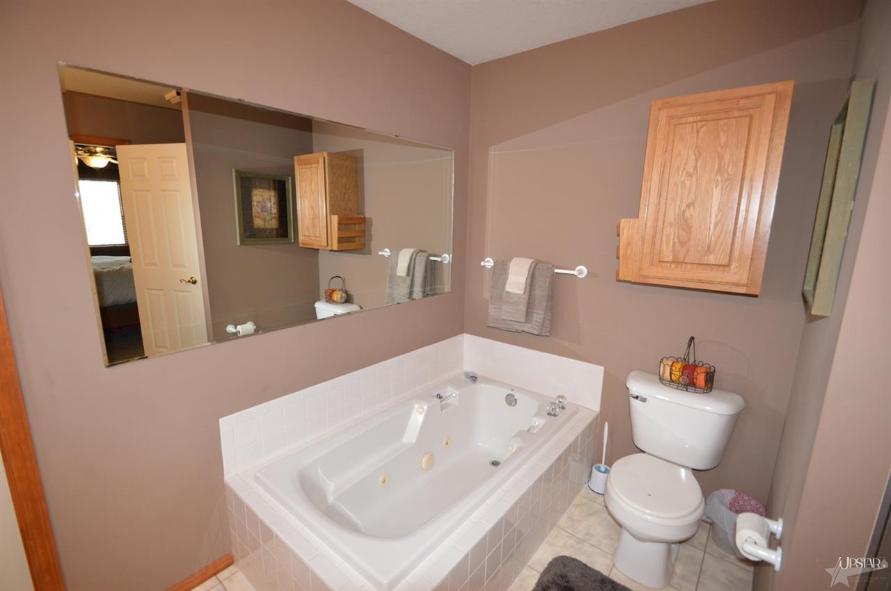 5126 Tall Timber Trl, Fort Wayne, IN 46804 photo 16